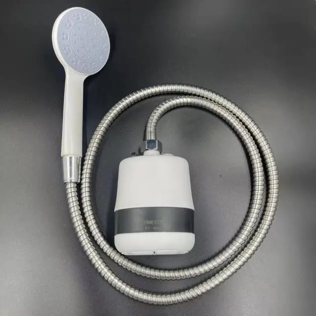 Douche de camping portable TOPINCN, douche de camping rechargeable 2200 mAh avec tuyau de 1,5 m pour arroser les fleurs et laver la voiture. Douche électrique portable avec